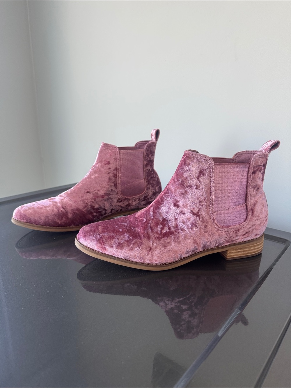Crushed Velvet Chelsea Booties in Rose Pink